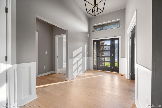 35603 Addison Drive, New Baltimore, MI 48047