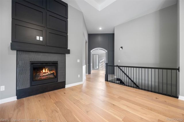 35603 Addison Drive, New Baltimore, MI 48047