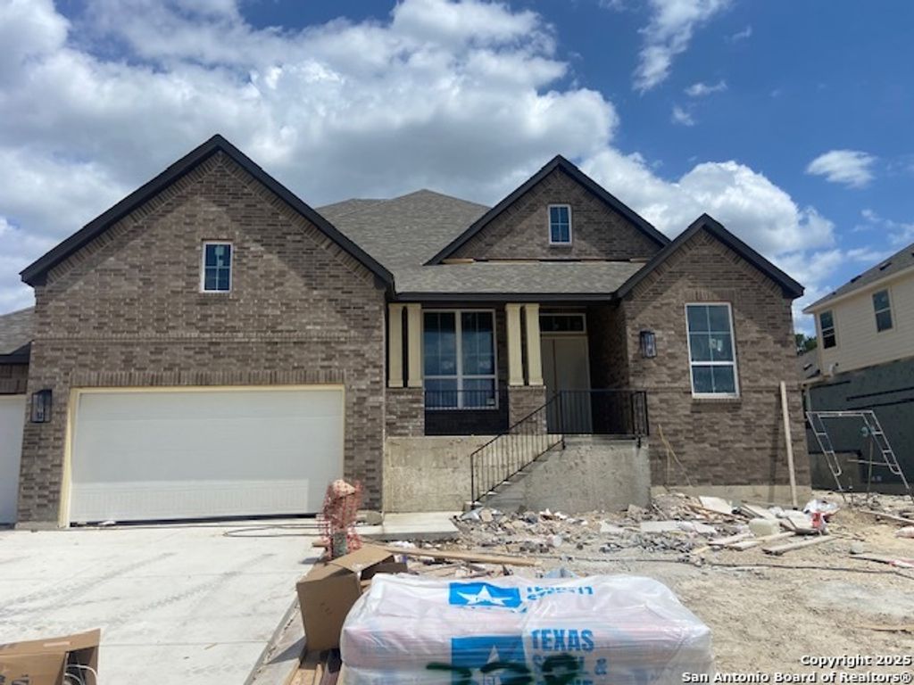 127 Olmos Creek, Boerne, TX 78006