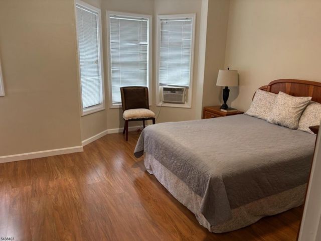 400 Summer Ave, Newark City, NJ 07104