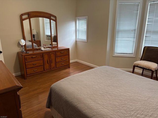 400 Summer Ave, Newark City, NJ 07104
