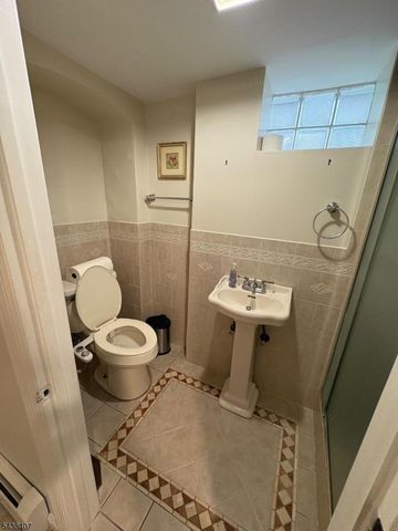 400 Summer Ave, Newark City, NJ 07104