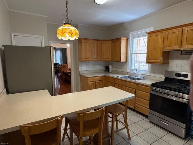400 Summer Ave, Newark City, NJ 07104