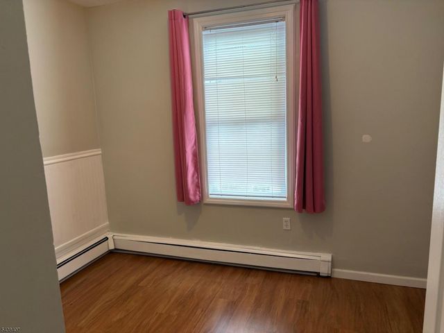 400 Summer Ave, Newark City, NJ 07104