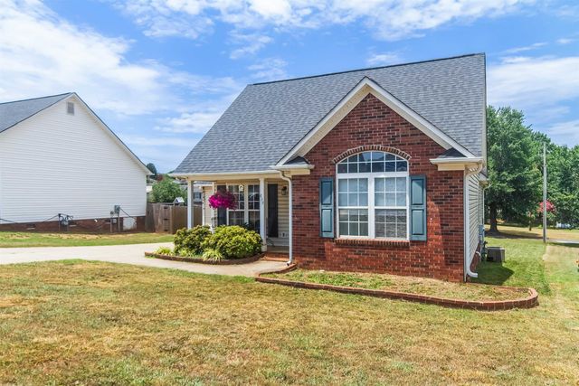 639 Cotton Branch Drive, Boiling Springs, SC 29316