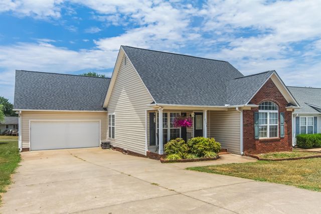 639 Cotton Branch Drive, Boiling Springs, SC 29316