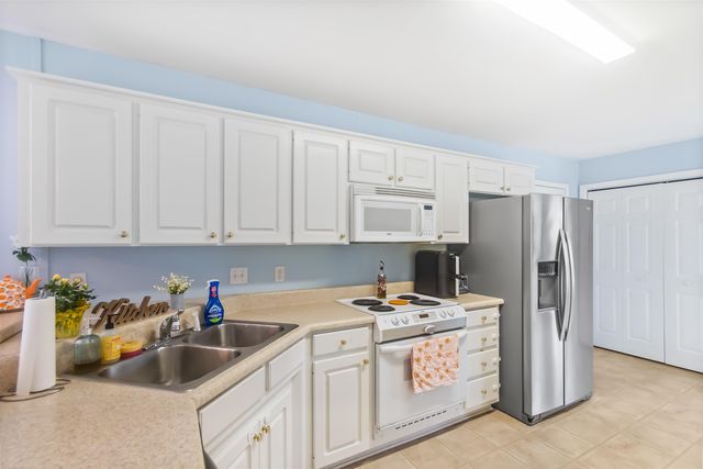 639 Cotton Branch Drive, Boiling Springs, SC 29316