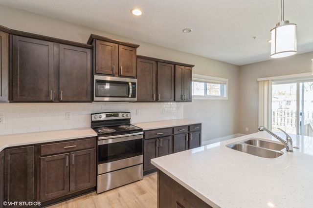 4461 Lower Beaver Road, Des Moines, IA 50310