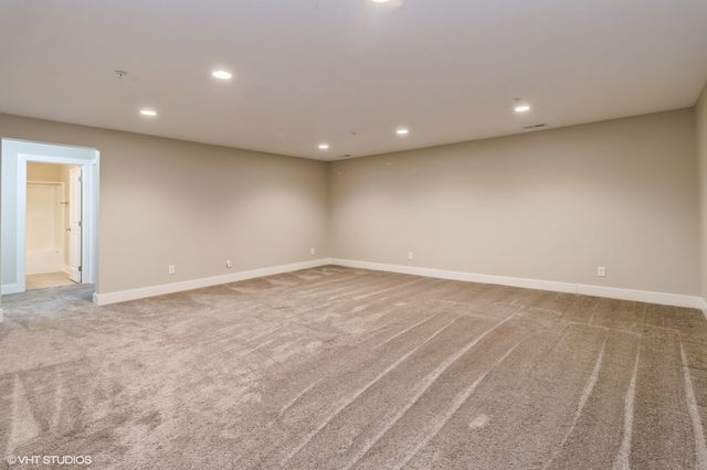 4461 Lower Beaver Road, Des Moines, IA 50310