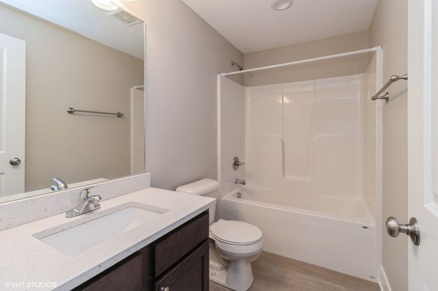 4461 Lower Beaver Road, Des Moines, IA 50310