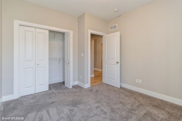 4461 Lower Beaver Road, Des Moines, IA 50310