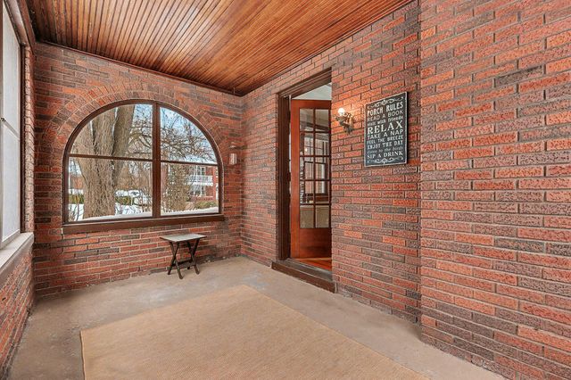 51 Pleasant Ridge Avenue, Fort Mitchell, KY 41017