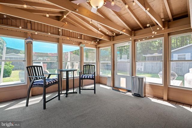 7039 DOVER AVE, North Beach, MD 20714