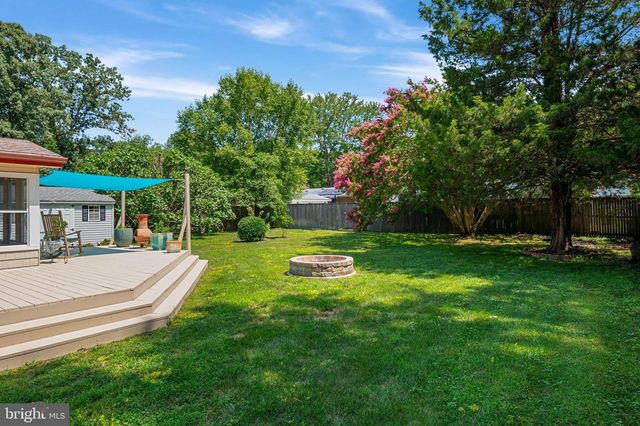 7039 DOVER AVE, North Beach, MD 20714