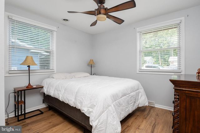 7039 DOVER AVE, North Beach, MD 20714