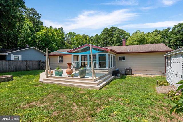 7039 DOVER AVE, North Beach, MD 20714
