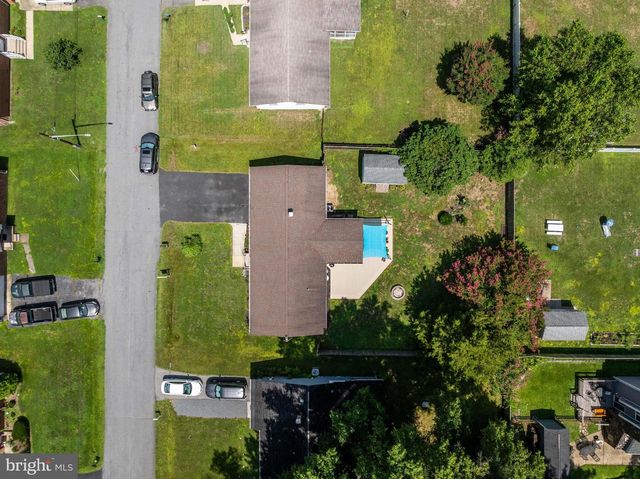 7039 DOVER AVE, North Beach, MD 20714