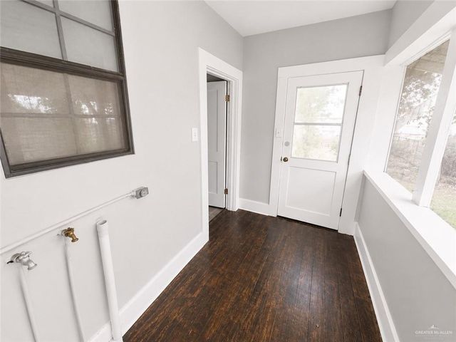 328 S Georgia Avenue, Mercedes, TX 78570