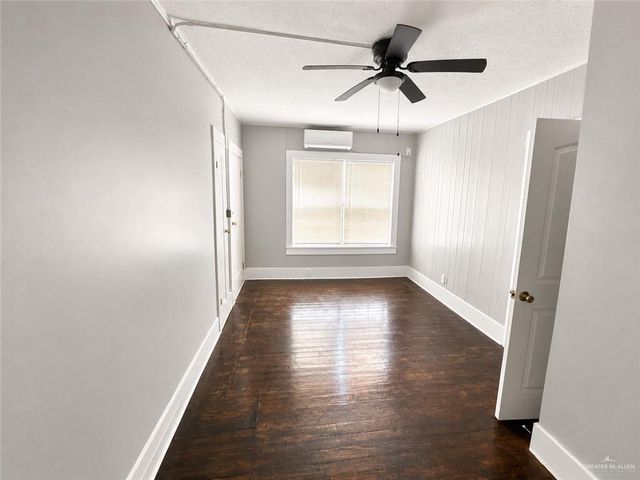 328 S Georgia Avenue, Mercedes, TX 78570