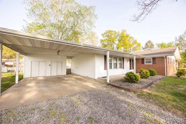 1330 Lincoln Boulevard, Mascoutah, IL 62258