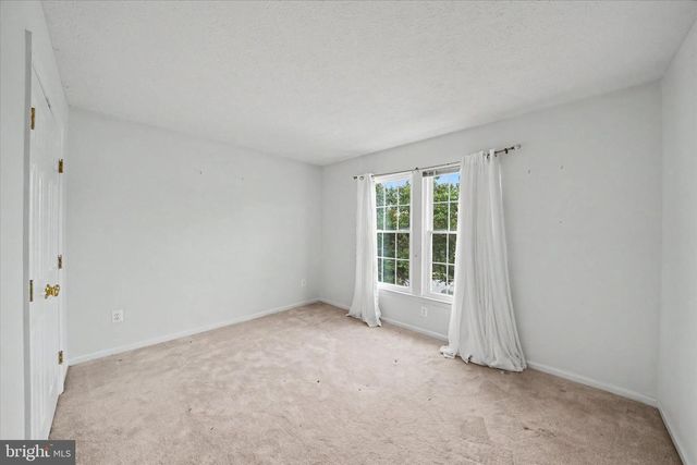 206 MACDUFF RD, Newark, DE 19711