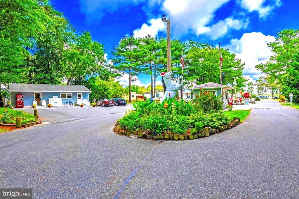 14 DEEP SEA DRIVE, Berlin, MD 21811