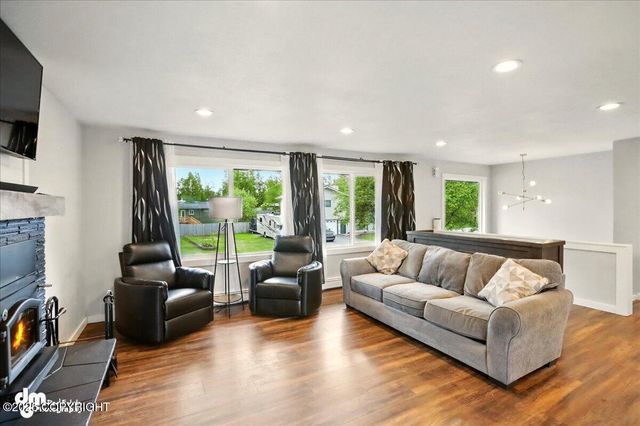 1831 S Salem Drive, Anchorage, AK 99508
