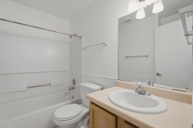 10405 Sky Trail Court NW, Albuquerque, NM 87114