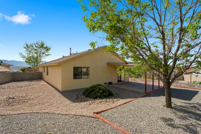 10405 Sky Trail Court NW, Albuquerque, NM 87114