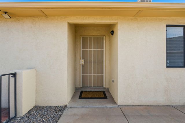 10405 Sky Trail Court NW, Albuquerque, NM 87114