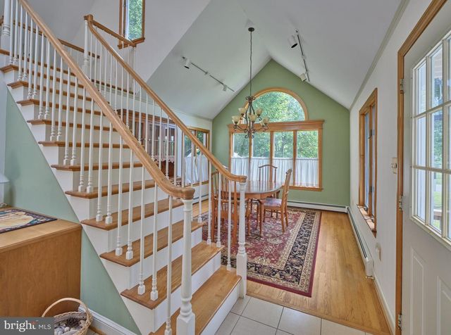 333 SPRING HOUSE RD, Newtown, PA 18940