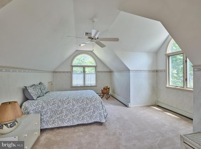 333 SPRING HOUSE RD, Newtown, PA 18940