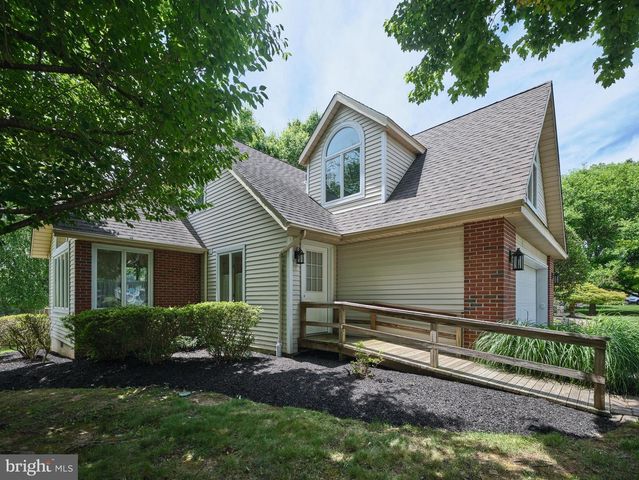 333 SPRING HOUSE RD, Newtown, PA 18940
