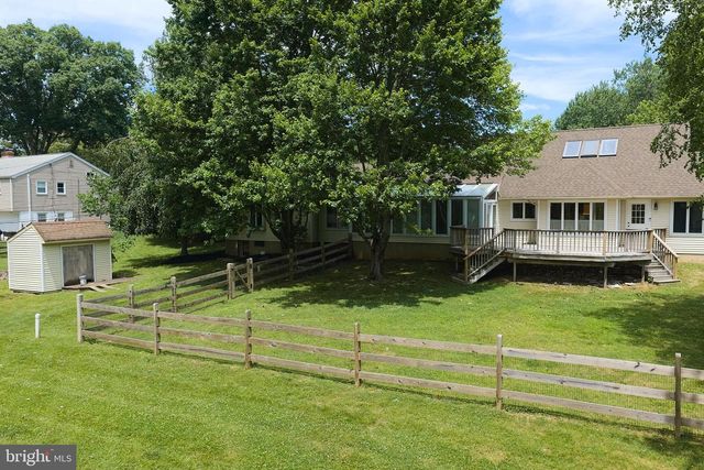 333 SPRING HOUSE RD, Newtown, PA 18940