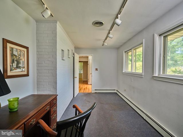 333 SPRING HOUSE RD, Newtown, PA 18940