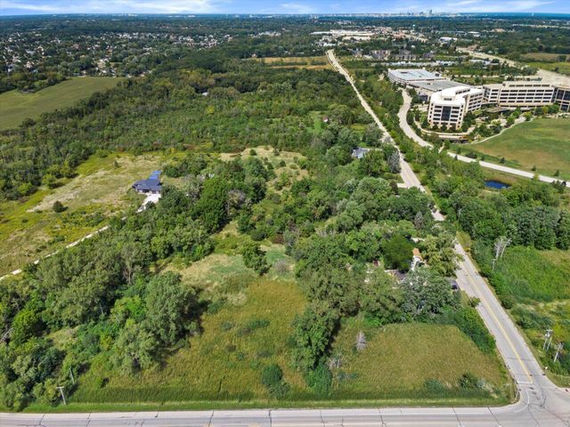 7775 S 31ST STREET, Franklin, WI 53132