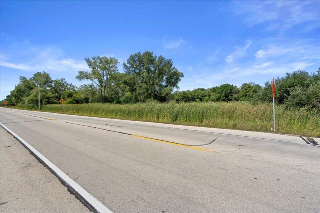 7775 S 31ST STREET, Franklin, WI 53132