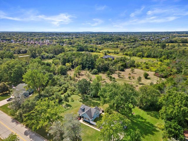 7775 S 31ST STREET, Franklin, WI 53132