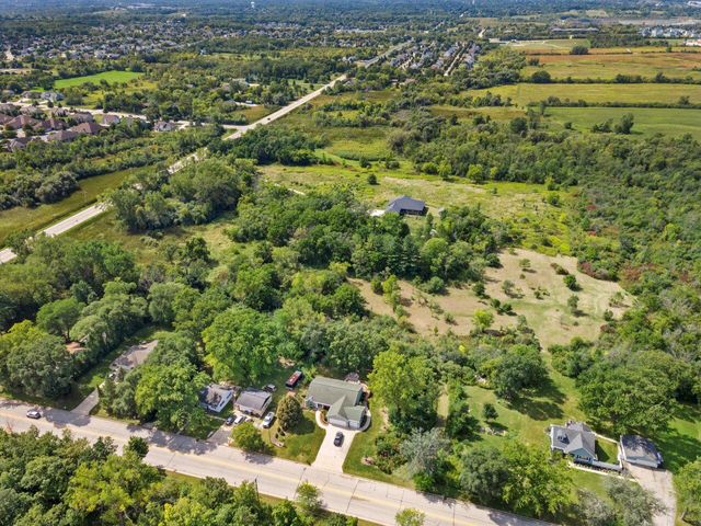 7775 S 31ST STREET, Franklin, WI 53132