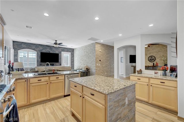 2399 Winter Cliffs Street, Henderson, NV 89052