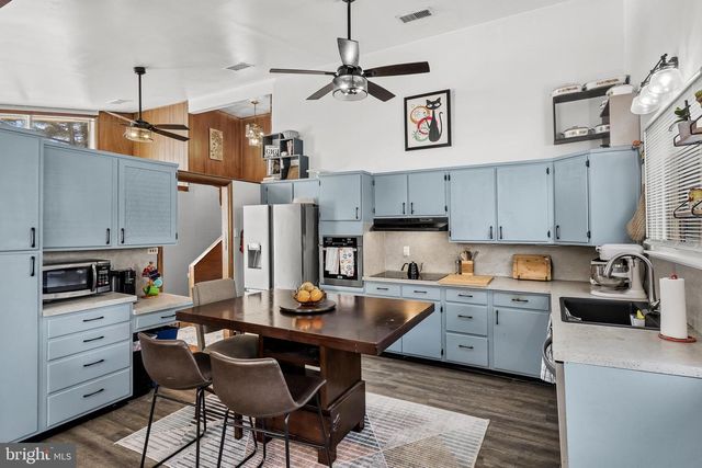 418 SHERRY WAY, Cherry Hill, NJ 08034