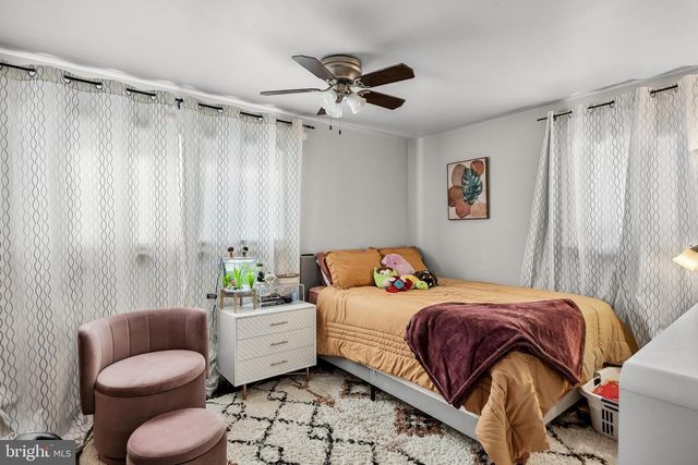 418 SHERRY WAY, Cherry Hill, NJ 08034