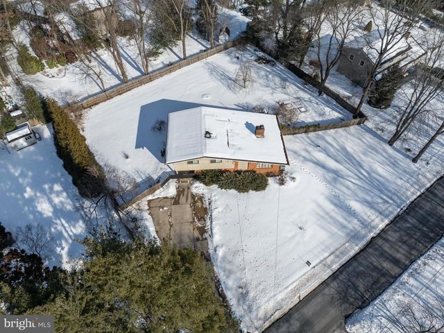 418 SHERRY WAY, Cherry Hill, NJ 08034