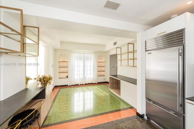 841 19th St, Miami Beach, FL 33139