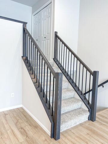 6722 Meadow View Drive S, Fargo, ND 58104