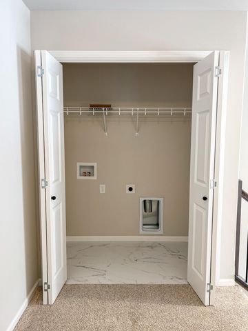 6722 Meadow View Drive S, Fargo, ND 58104