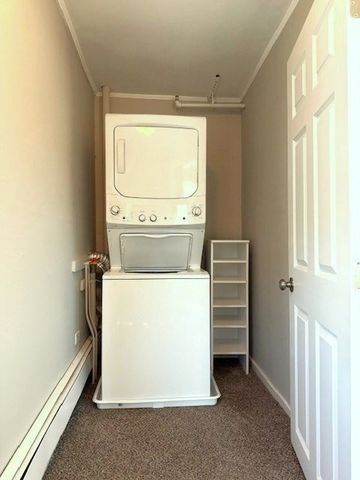 324 Cabot 2R, Beverly, MA 01915