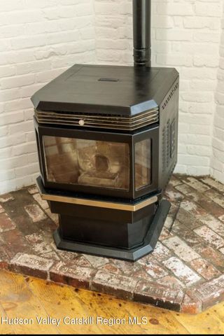 41 N Franklin Street, Athens, NY 12015