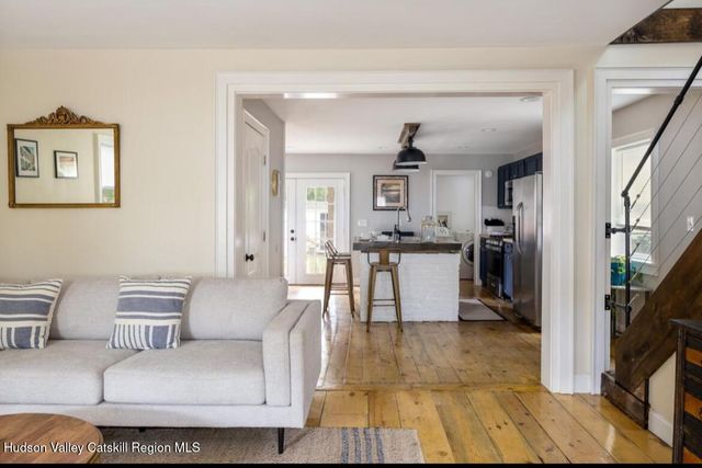 41 N Franklin Street, Athens, NY 12015