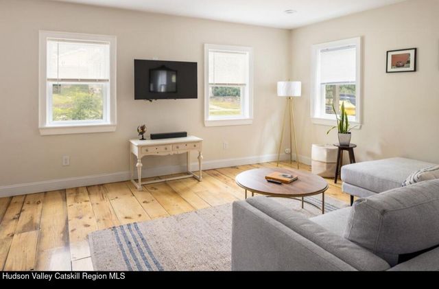 41 N Franklin Street, Athens, NY 12015